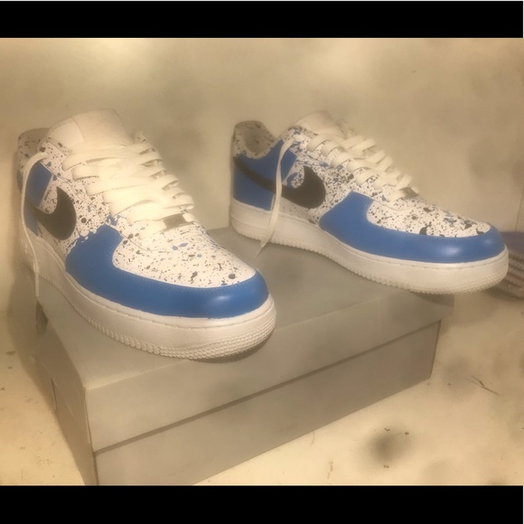 Custom Air Force 1s - Picture 2 of 4